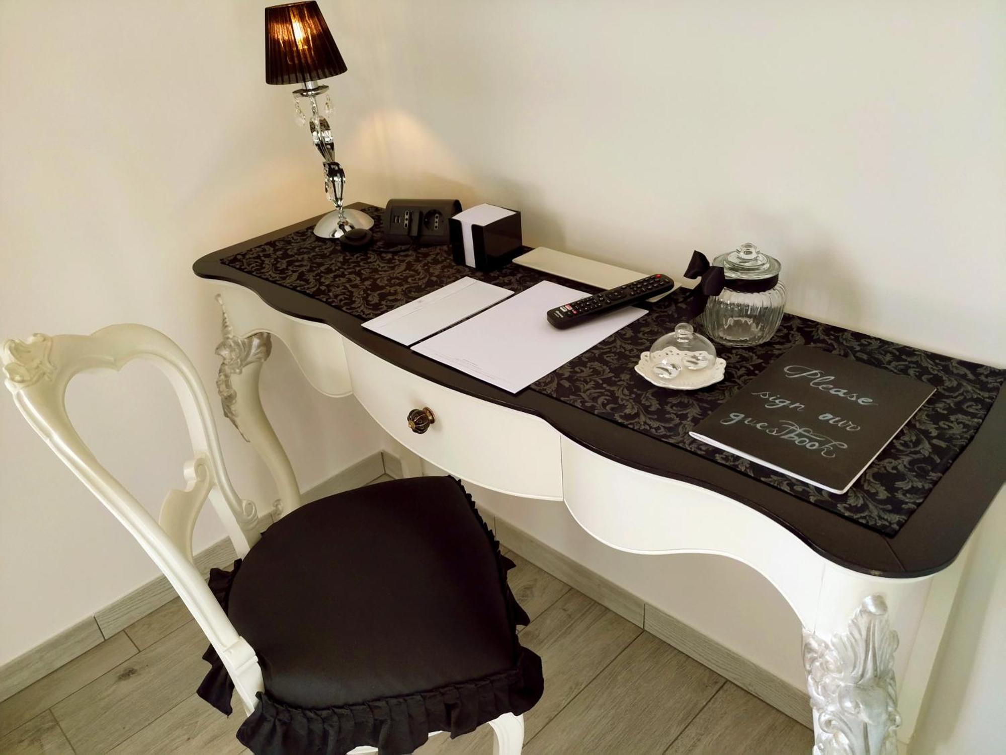 Alloggio Turistico Giulietta E Romeo - Intero Appartamento - Villafranca Di Verona, Zimmer, Holiday Rooms Eksteriør bilde