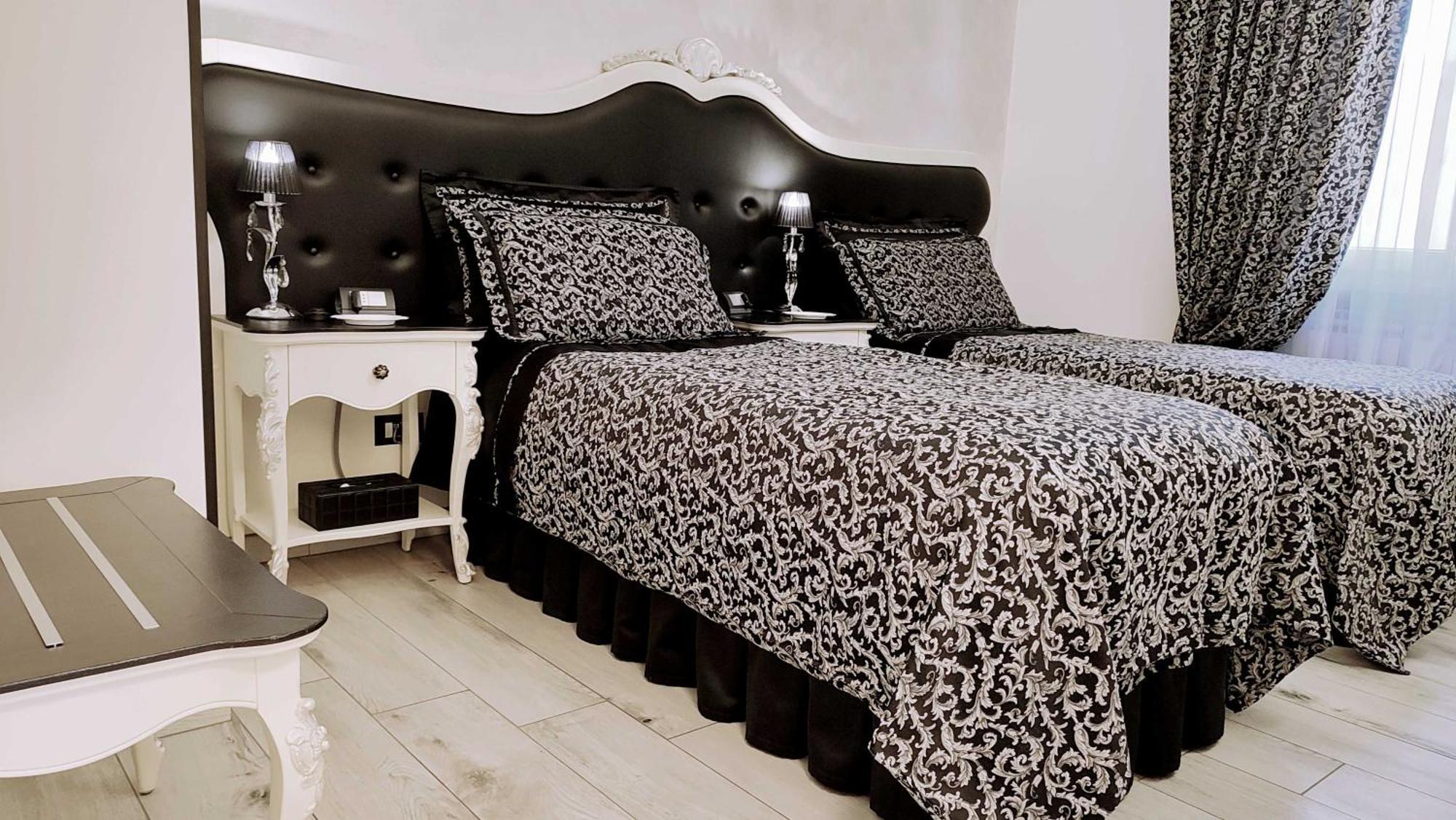Alloggio Turistico Giulietta E Romeo - Intero Appartamento - Villafranca Di Verona, Zimmer, Holiday Rooms Eksteriør bilde